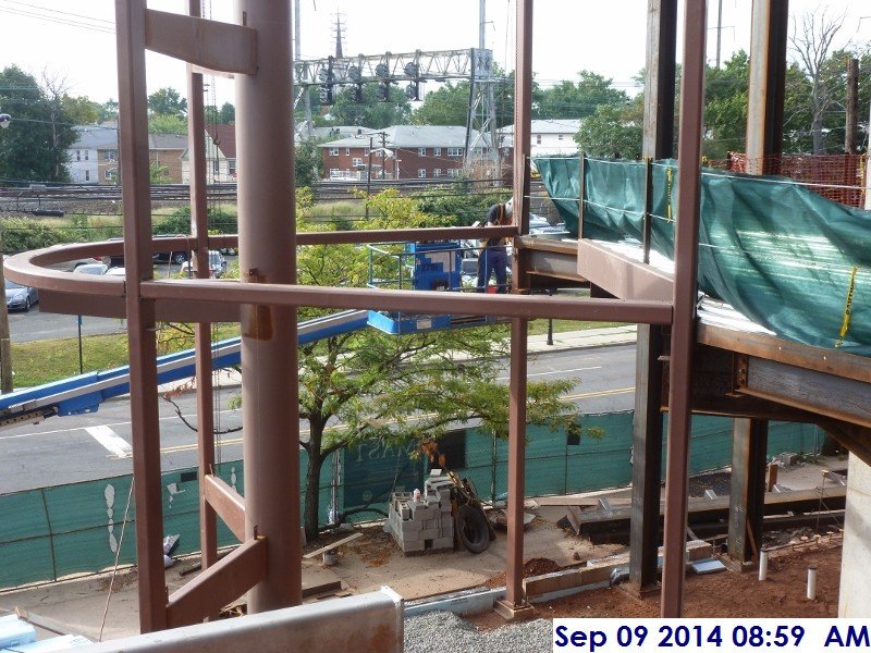 Continued fixing the main steel column at the Monumental Stairs (2nd Floor) Facing South (800x600)